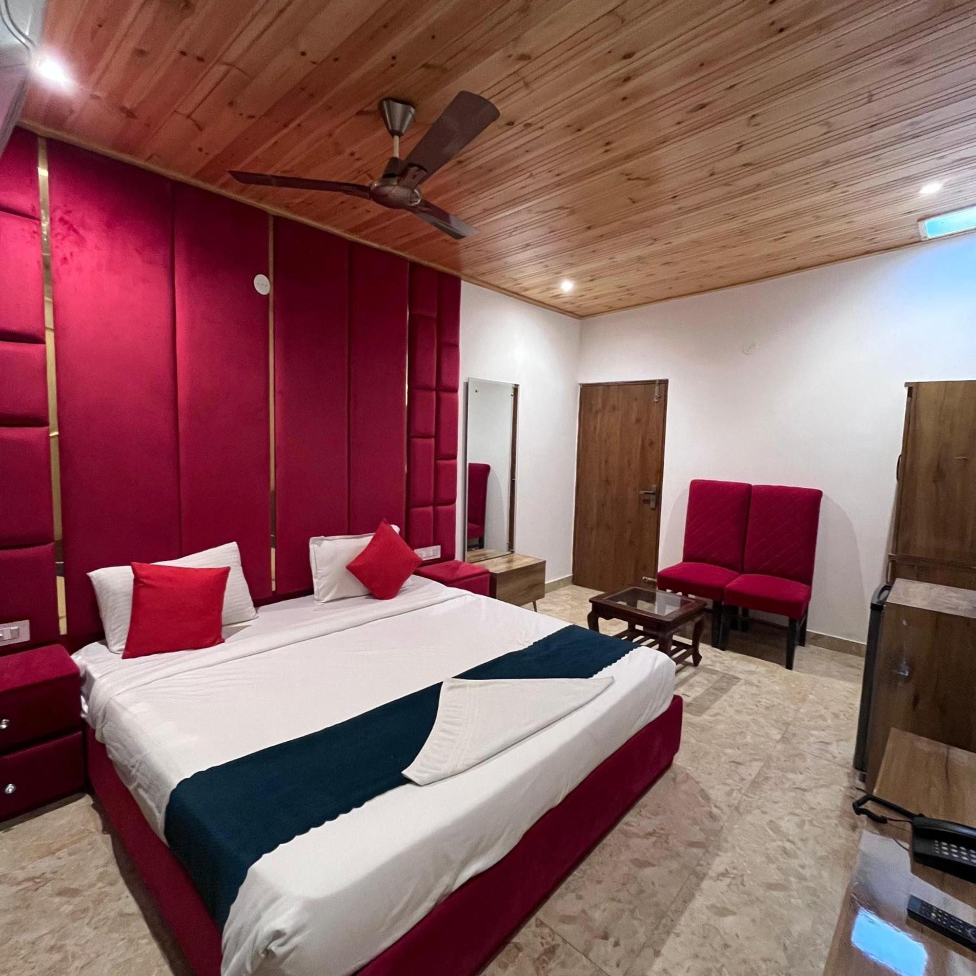 Hotel La Casca Experience Zirakpur Zewnętrze zdjęcie