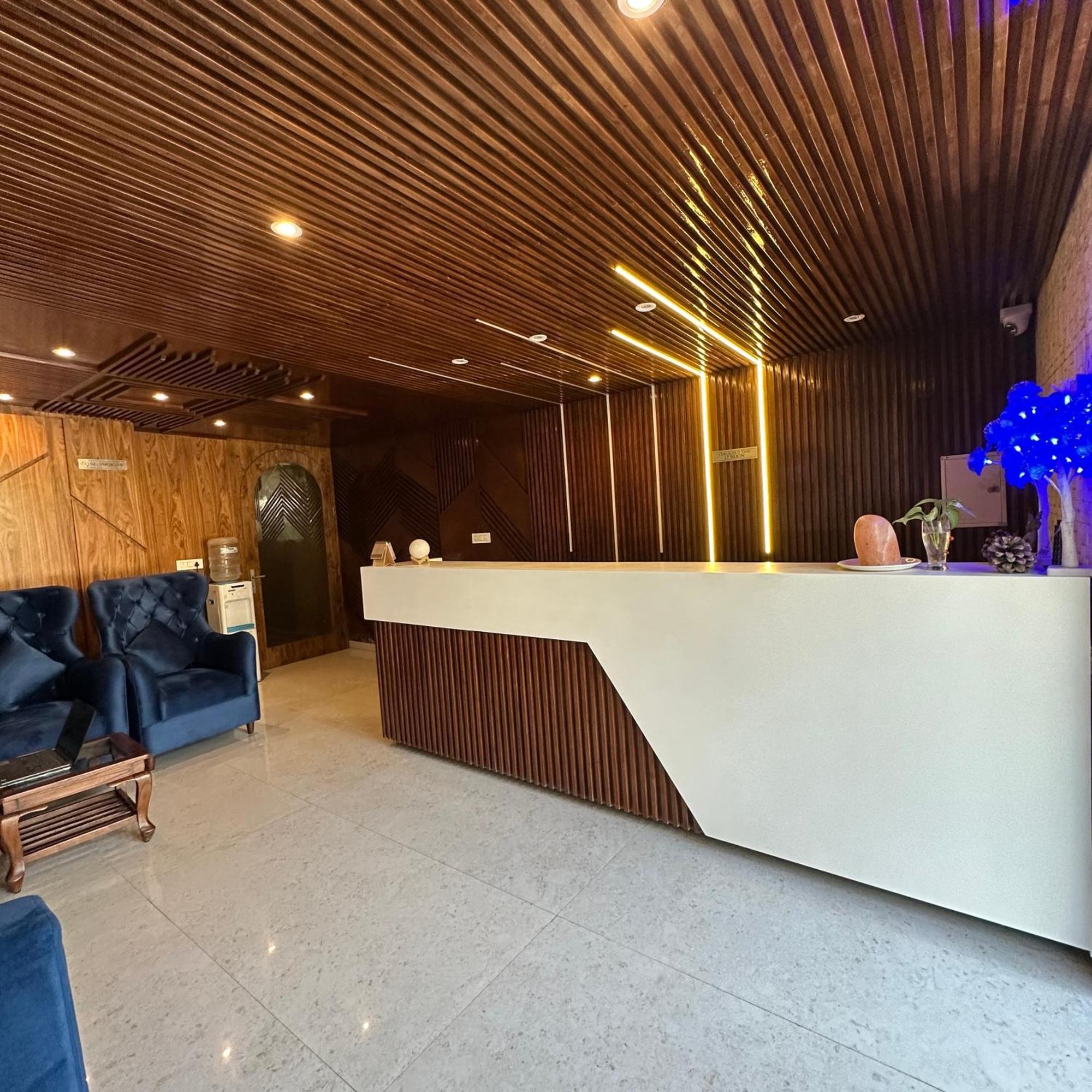 Hotel La Casca Experience Zirakpur Zewnętrze zdjęcie